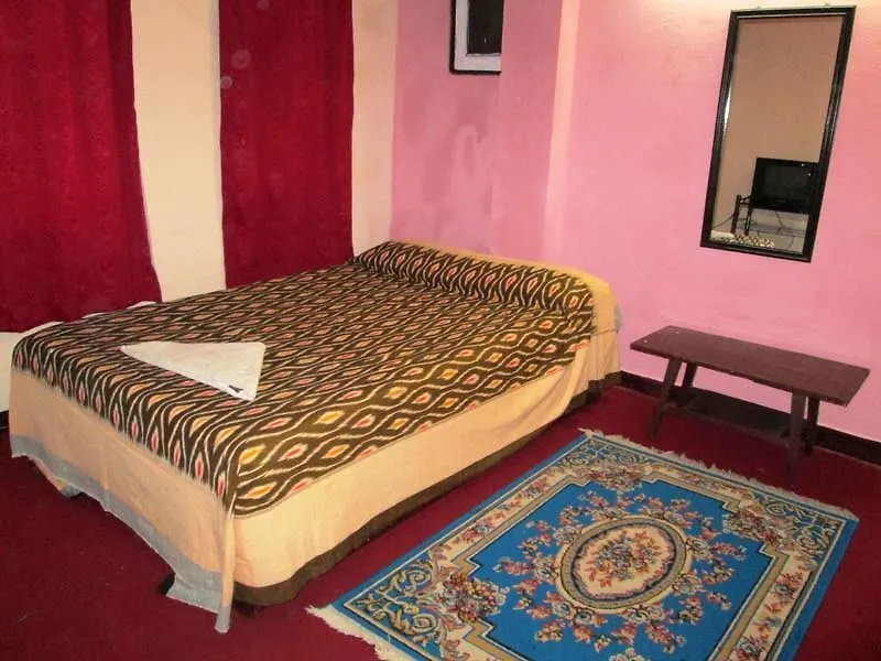 Hotel Lahana Kathmandu 2*,